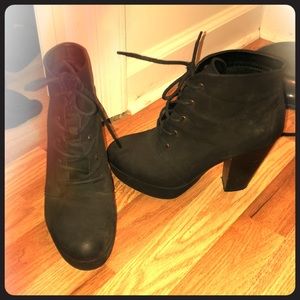Mossimo Supply Co Chunky Heel Booties